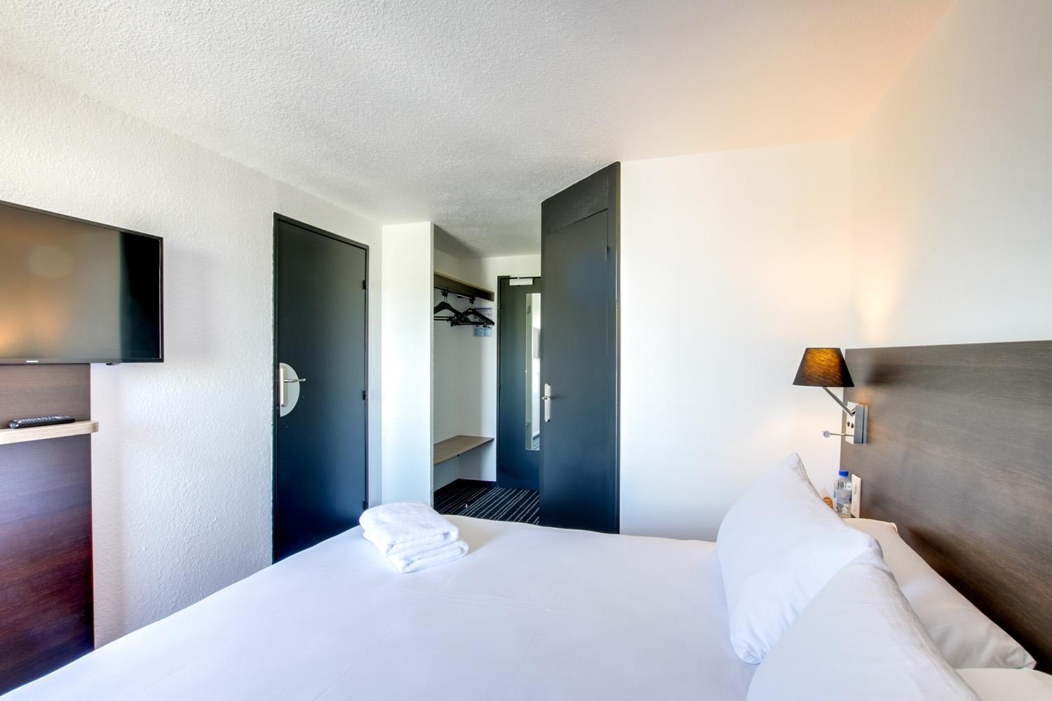 Brit Hotel Reims La Neuvillette Exterior foto