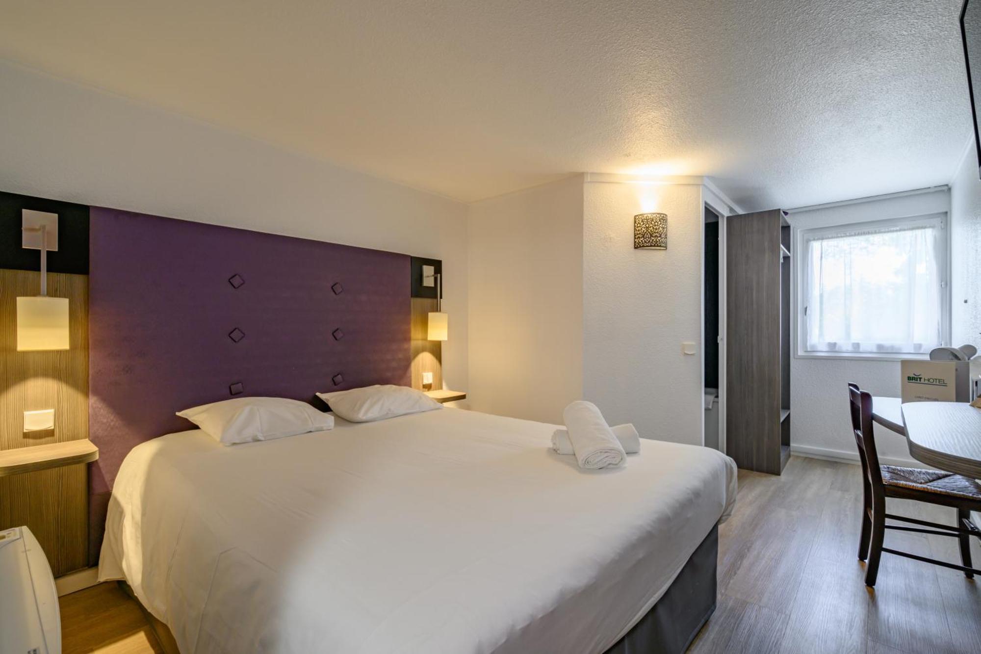 Brit Hotel Reims La Neuvillette Exterior foto