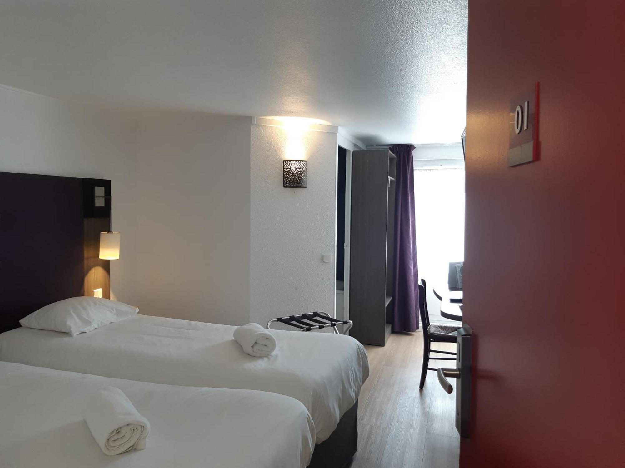 Brit Hotel Reims La Neuvillette Exterior foto